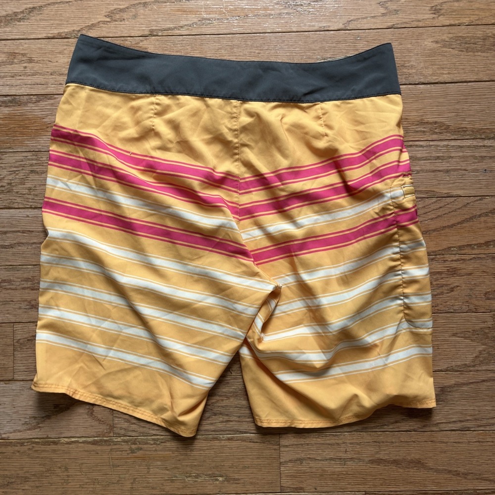 PATAGONIA Men Swim Shorts Sz 32 Orange Stripes Board Shorts Surf Swim Summer - Picture 5 of 7